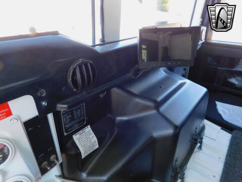 2008 AM General Hummer