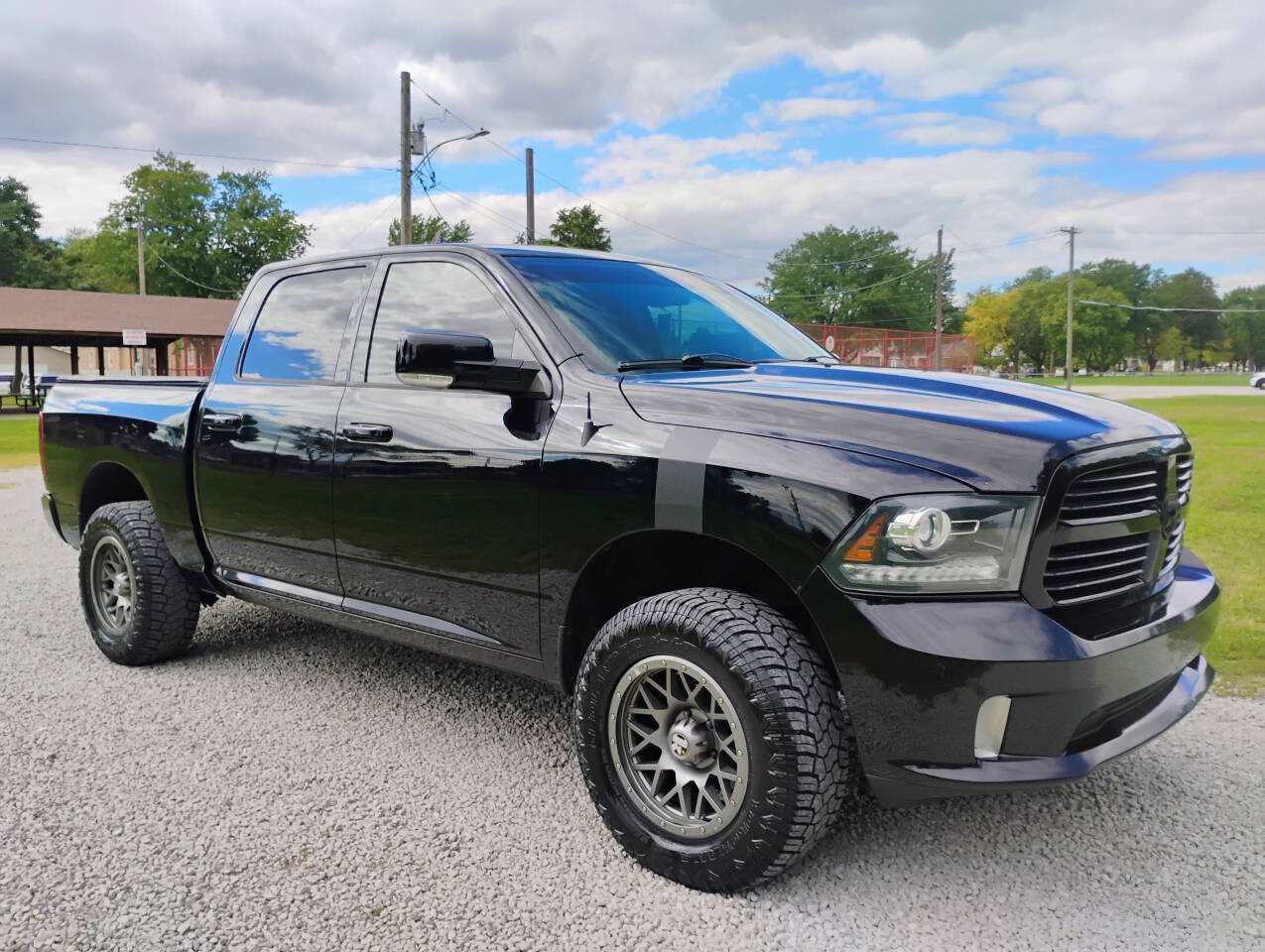 2015 RAM 1500 Sport 4x4 4dr Crew Cab 5.5 ft. SB Pickup's photo