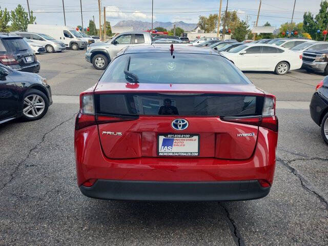 2019 Toyota Prius LE