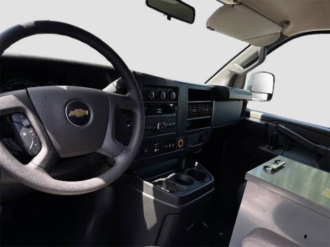 2024 Chevrolet Express 2500