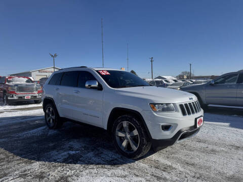 2015 Jeep Grand Cherokee for sale at UNITED AUTO INC in South Sioux City NE