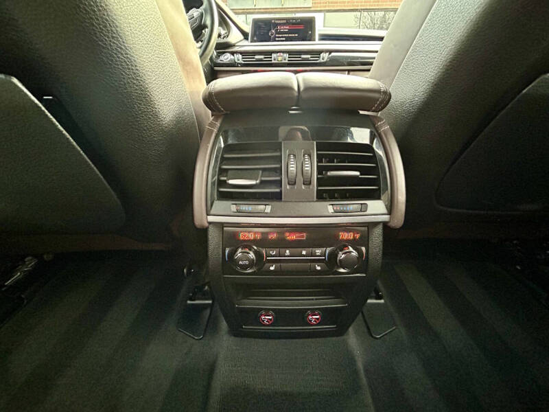 2015 BMW X5 xDrive50i