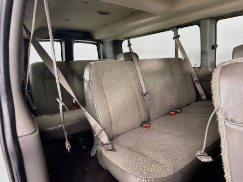 2023 Chevrolet Express LS 3500