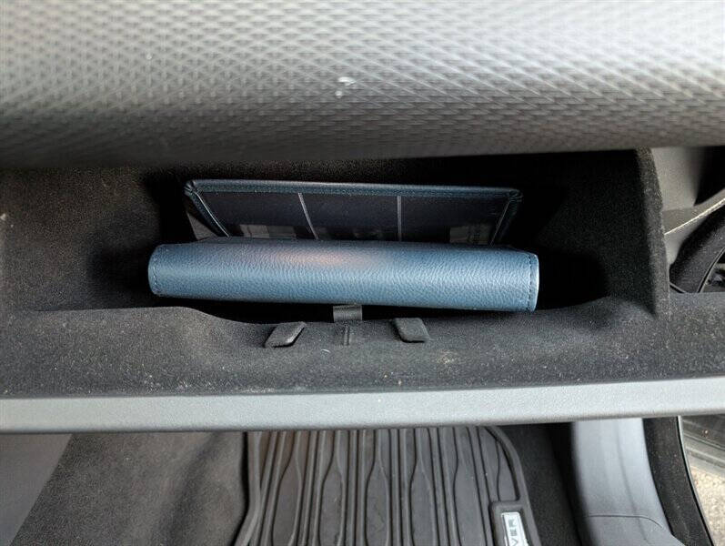 2019 Land Rover Range Rover Velar D180 S