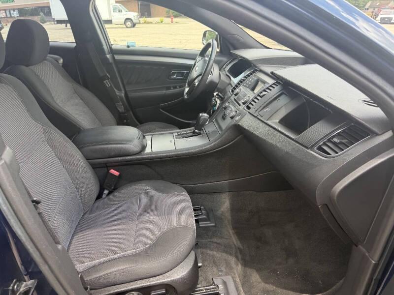 2016 Ford Taurus SEL