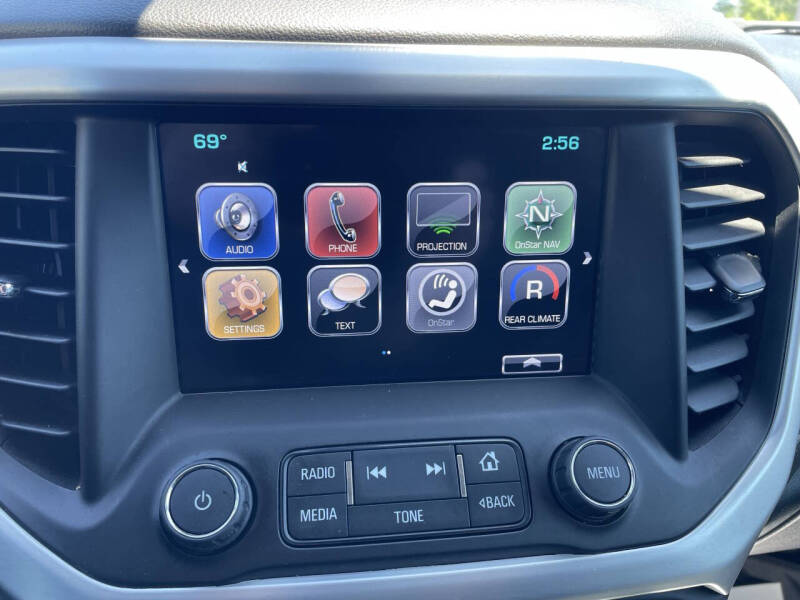 2018 GMC Acadia SLE-2