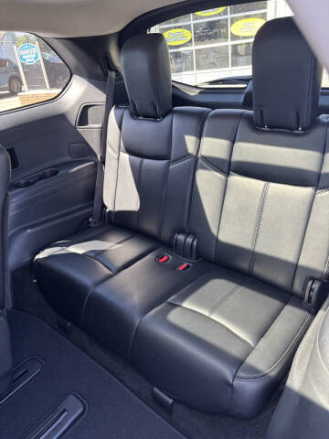 2017 Nissan Pathfinder SL