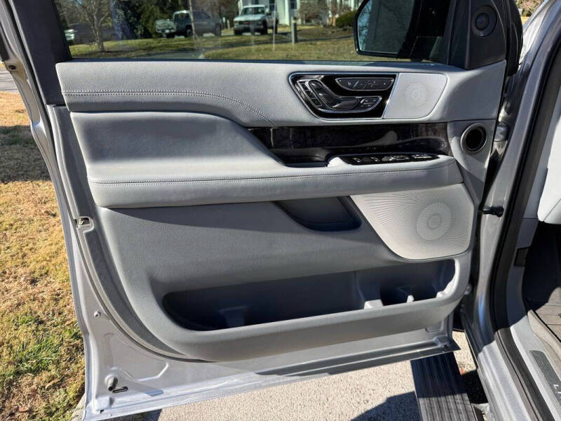 2020 Lincoln Navigator L Reserve