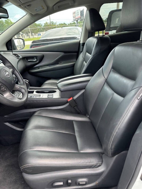 2023 Nissan Murano SV