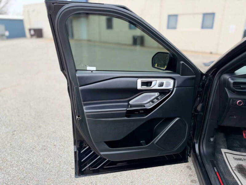 2021 Ford Explorer ST