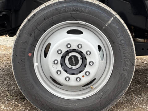 2025 Ford F-550 Super Duty