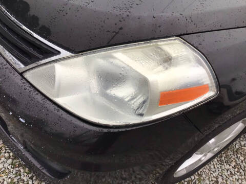 2011 Nissan Versa 1.8 SL