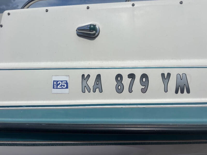 1996 Chaparral Sunesta 250