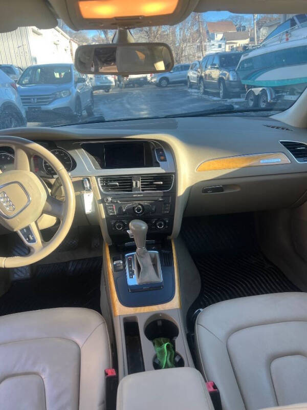 2010 Audi A4 2.0T quattro Premium Plus