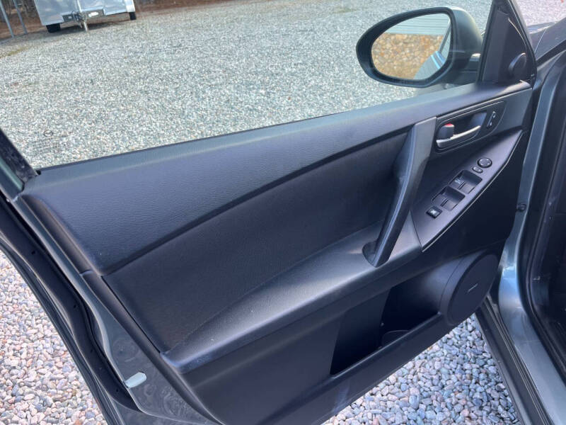 2012 Mazda MAZDA3 i Touring