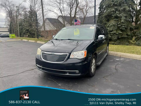 2011 Chrysler Town and Country for sale at BIG JAY'S AUTO SALES in Shelby Township MI