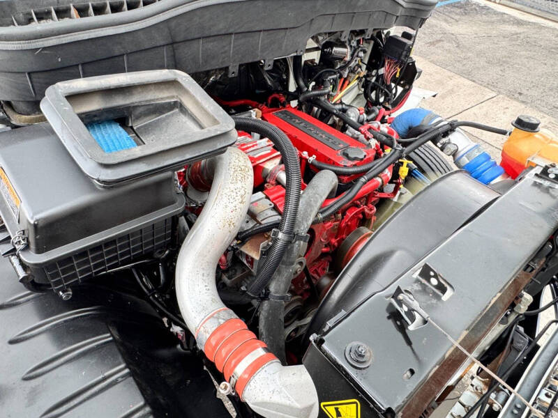 2020 International MV607