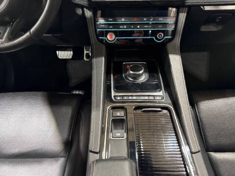 2019 Jaguar F-PACE S