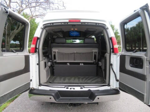 2010 Chevrolet Express LT 1500