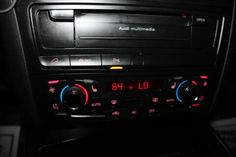 2011 Audi Q5 2.0T quattro Premium Plus