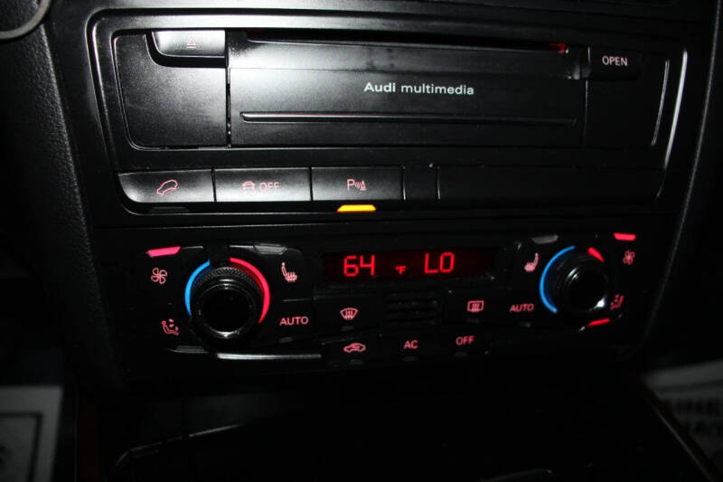 2011 Audi Q5 2.0T quattro Premium Plus