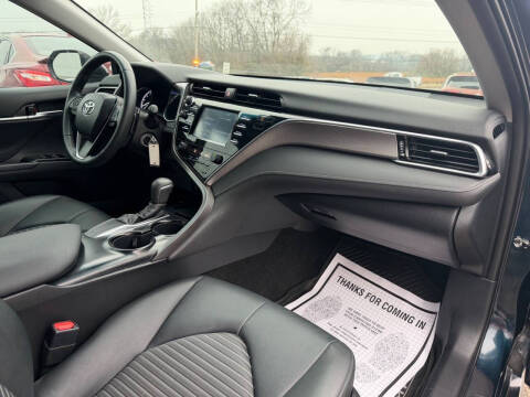 2018 Toyota Camry SE