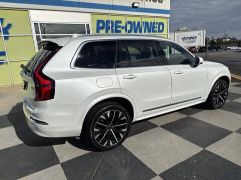 2025 Volvo XC90 B6 Plus Bright Theme 7P