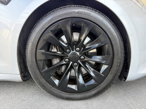 2017 Tesla Model S 75D