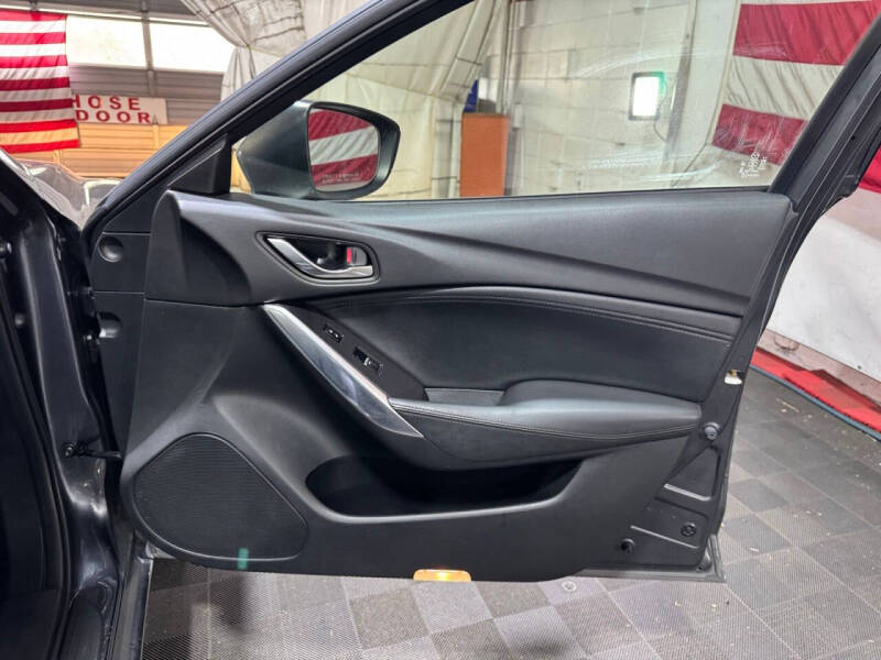 2016 Mazda MAZDA6 i Touring