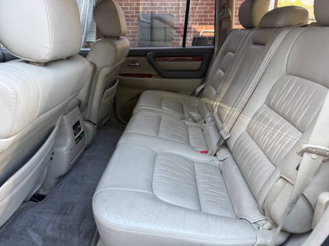 2003 Lexus LX 470