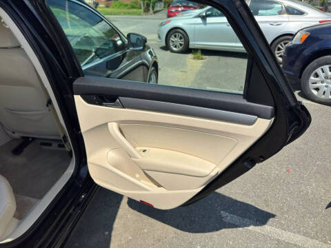 2015 Volkswagen Passat 1.8T Limited Edition