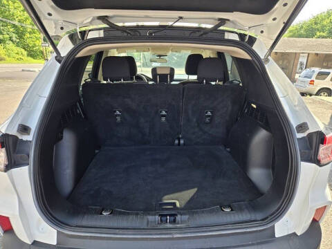 2020 Ford Escape SE