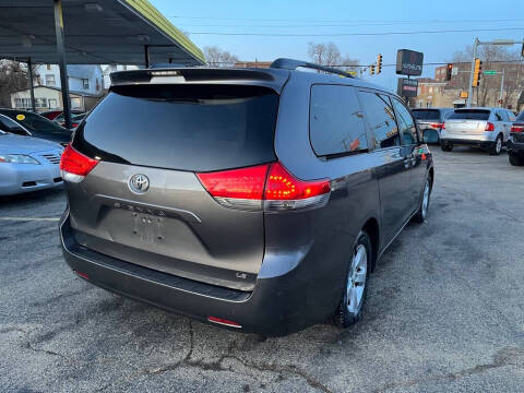 2011 Toyota Sienna