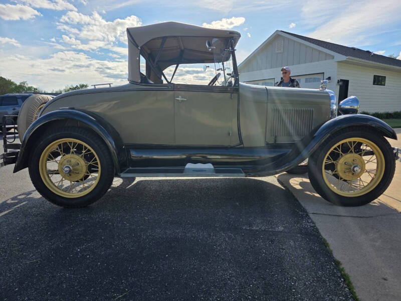1928 Ford Roadster