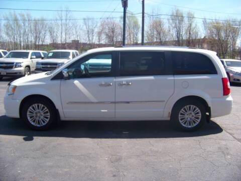 2013 Chrysler Town and Country for sale at C and L Auto Sales Inc. in Decatur IL
