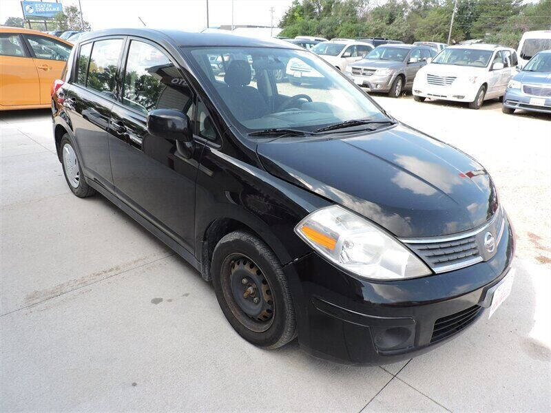 2009 Nissan Versa 1.8 S