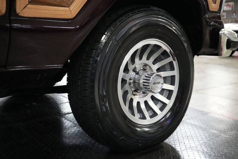 1991 Jeep Grand Wagoneer