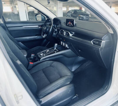 2020 Mazda CX-5 Sport