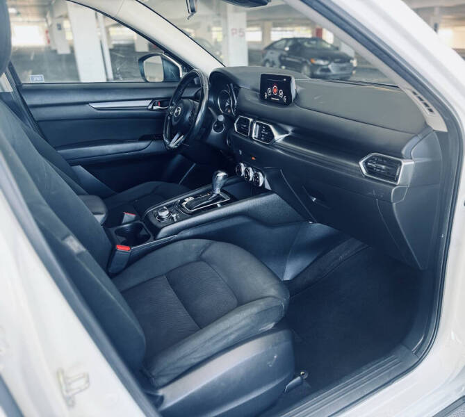 2020 Mazda CX-5 Sport
