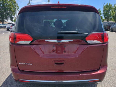 2018 Chrysler Pacifica Touring L