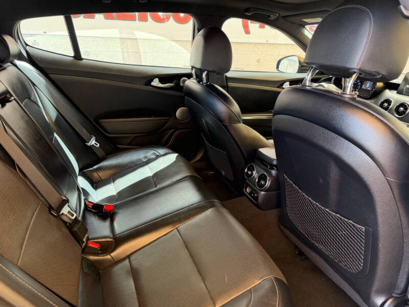 2021 Kia Stinger GT-Line