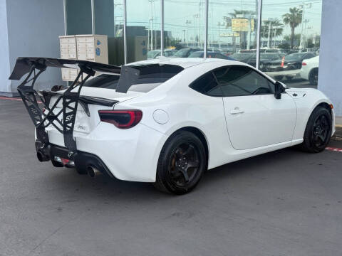 2016 Scion FR-S