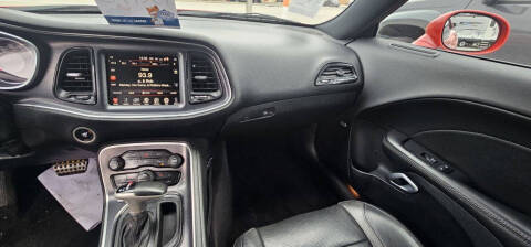 2016 Dodge Challenger SXT