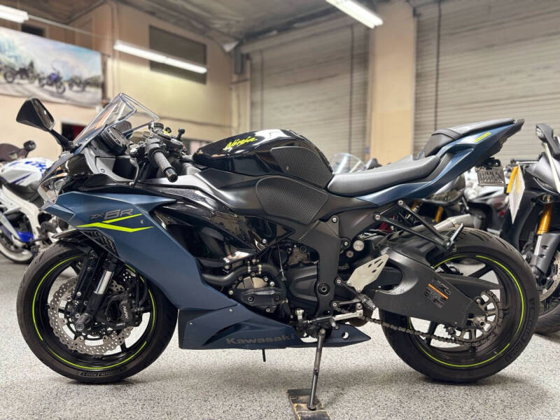 2022 Kawasaki Ninja ZX-6R