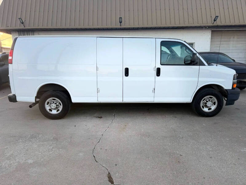 2020 Chevrolet Express 2500