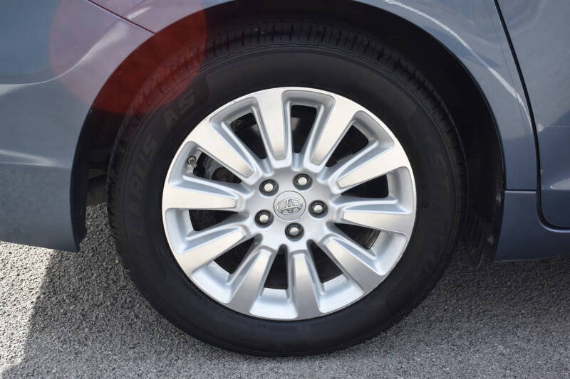 2014 Toyota Sienna Limited 7-Passenger