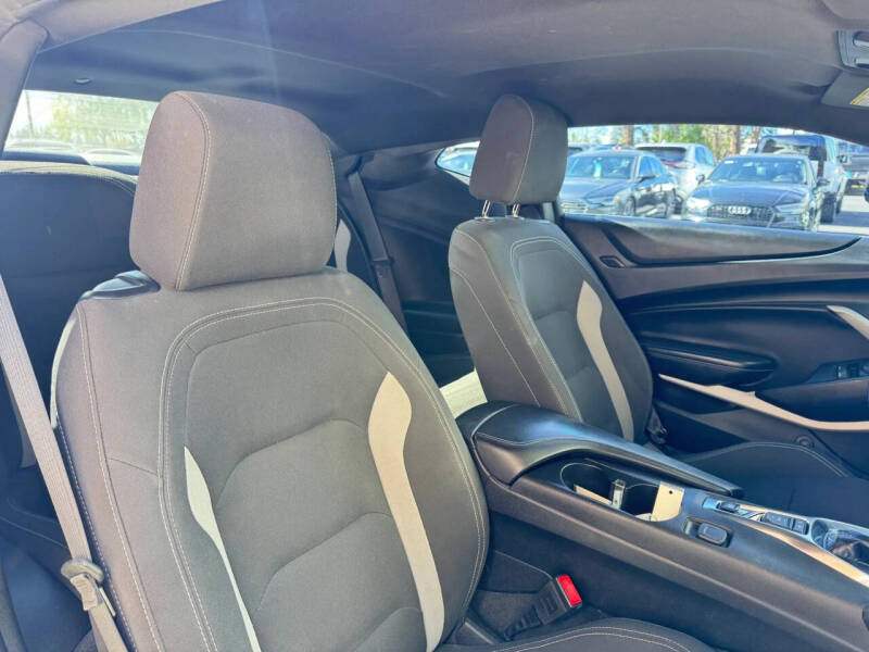 2019 Chevrolet Camaro LT