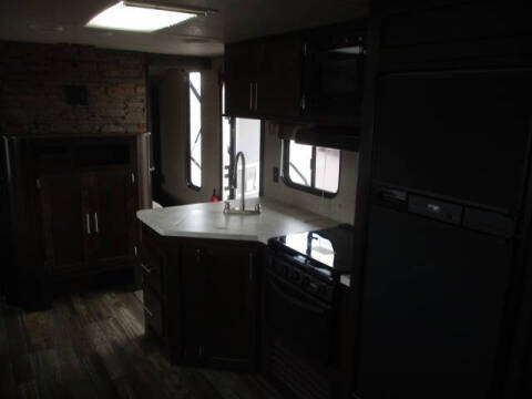 2017 SOLD Forest River Cherokee 27DBS