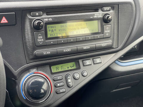 2013 Toyota Prius c One