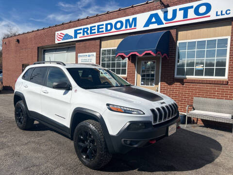 2018 Jeep Cherokee for sale at FREEDOM AUTO LLC in Wilkesboro NC